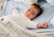 Bayi Tidur Dengan Mata Terbuka Dilarang Dibangunkan
