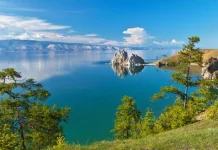 Menjelajahi Danau Baikal, "Mata Biru Siberia"