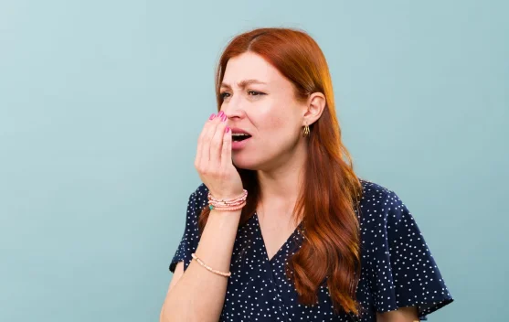 Mengapa Bau Mulut Muncul Saat Puasa