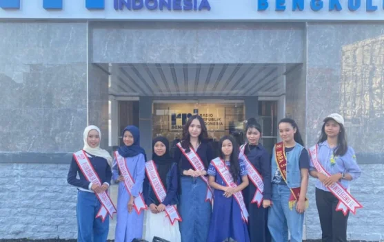 Putri Remaja dan Putri Anak Bengkulu Gelar Aksi Berbagi Takjil di Bulan Ramadhan