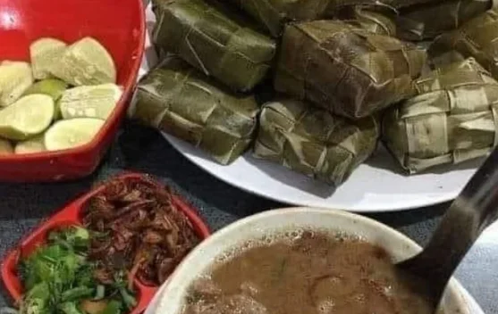 Ketupat Jadi Sajian Wajib saat Idul Adha