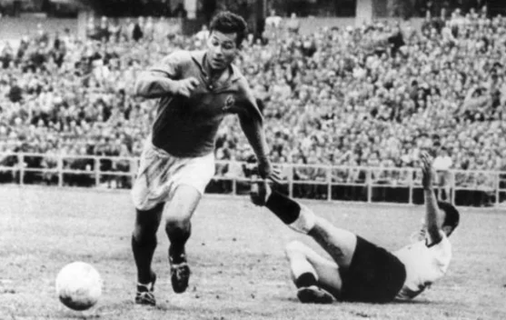 Just Fontaine: Raja Gol Piala Dunia dengan Rekor Abadi yang Tak Tersentuh