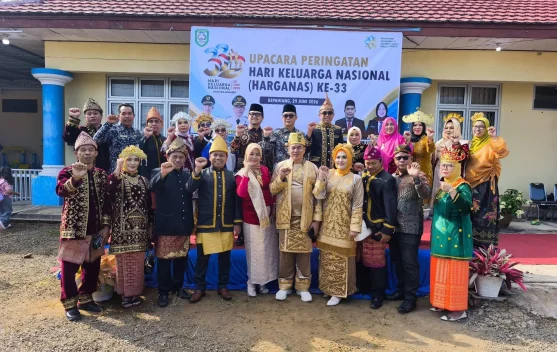 Bupati : Keluarga Benteng Pelindung Keluarga