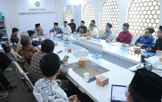 KUA Diperkuat Jadi Pusat Pemberdayaan Ekonomi Umat lewat Zakat Produktif