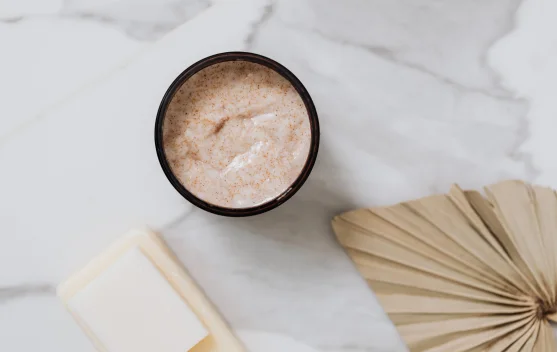 Berapa Kali Seminggu Disarankan Menggunakan Body Scrub?