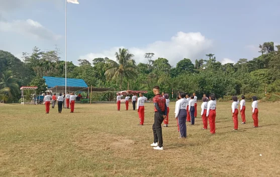Paskibra Kecamatan Enggano Gelar Gladi Resik Persiapan Upacara HUT ke-81 RI