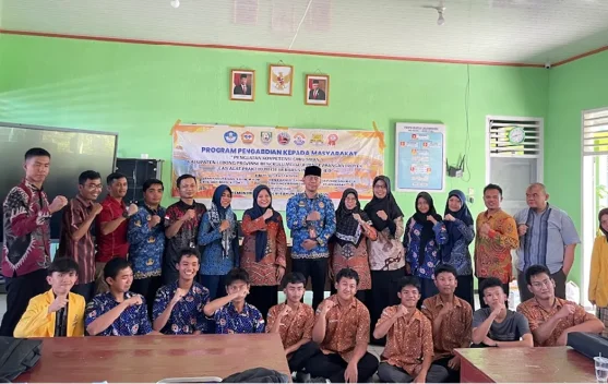 Unived Bengkulu Latih Guru SMAN 1 Lebong Bikin Alat Praktikum Berbasis IoT