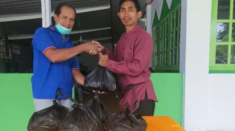SMKN 3 Kemaritiman Biak Numfor Gelar Berbagi Berkah Ramadan