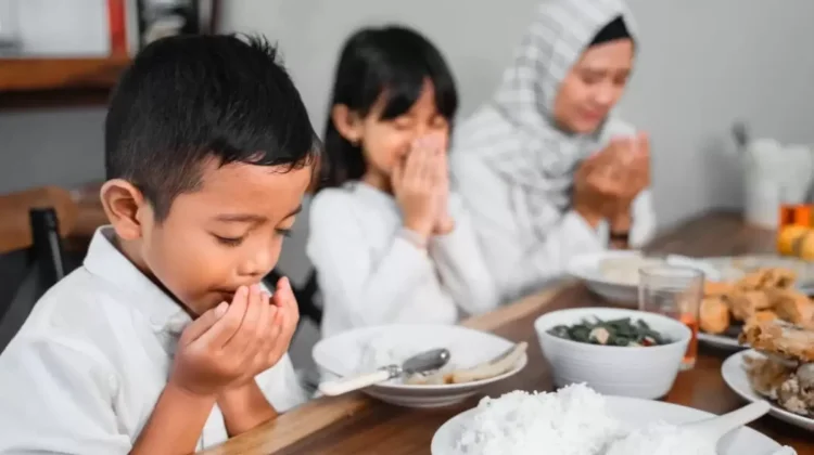 Tips Puasa Ramadan untuk Anak agar Tetap Sehat dan Ceria