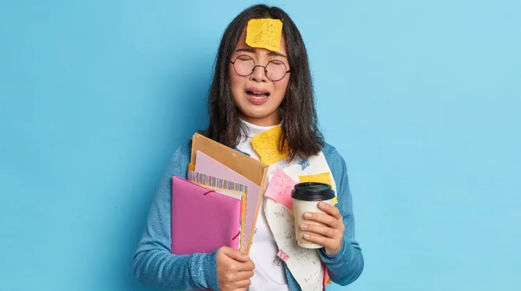 Sering Overthinking? Kenali Tanda-tandanya sebelum Terlambat