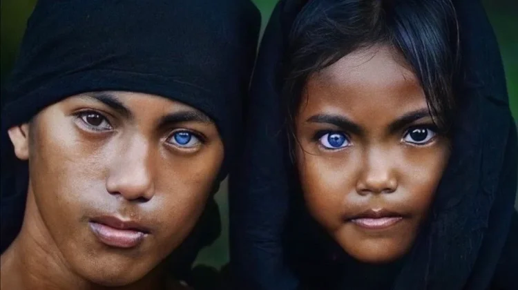 Suku Bermata Biru di Buton