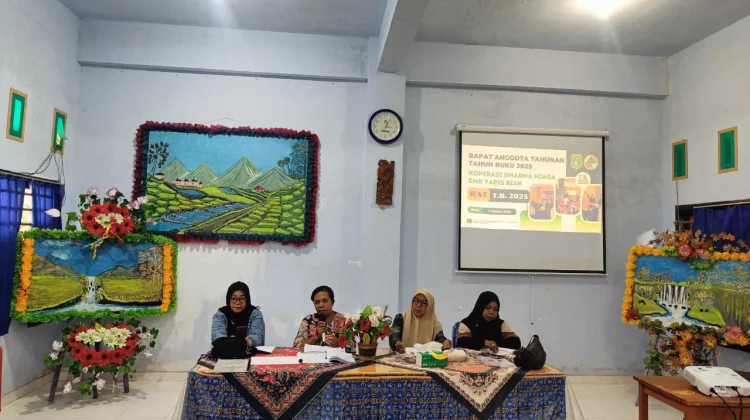 Koperasi Dharma Niaga SMKS Yapis Biak, Gelar RAT 2025
