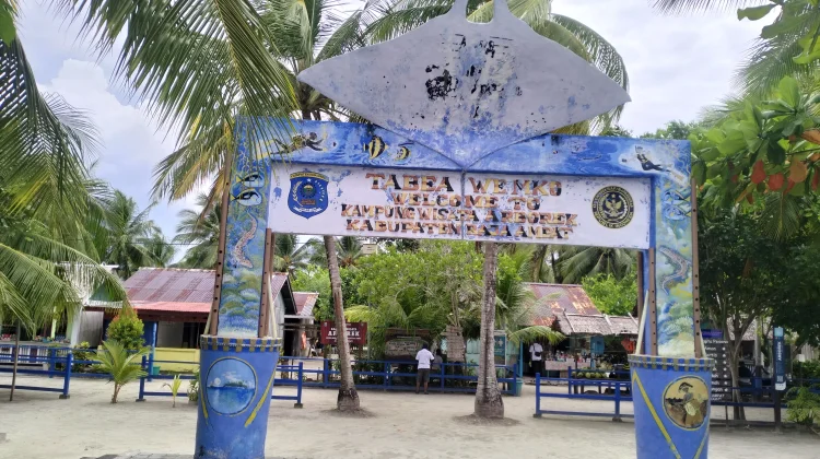 Pesona Kampung Wisata Arborek Raja Ampat