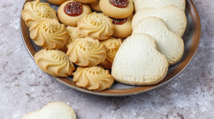 Sejarah Kue Kering: dari Eropa hingga Menjadi Sajian Favorit di Indonesia