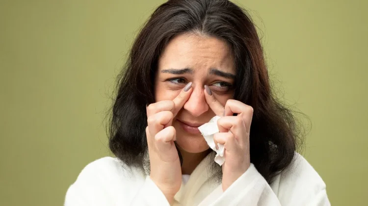 Jangan Sembarangan Pencet Jerawat di Hidung, Bisa Berakibat Fatal