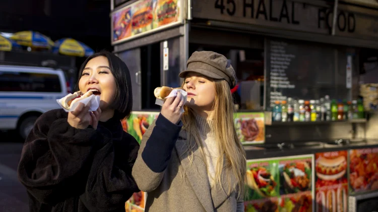 Jajanan Viral, Apakah Kita Sudah Melupakan Halal?
