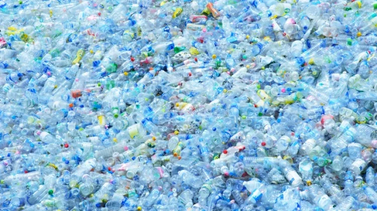 Harga Plastik Naik imbas Perang Iran