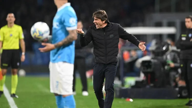 Antonio Conte Kembali ke Timnas Italia