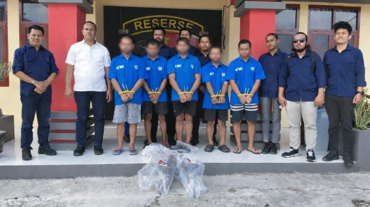 Polres Biak Limpahkan Lima Tersangka Kasus Pembuhunan ke Kejaksaan