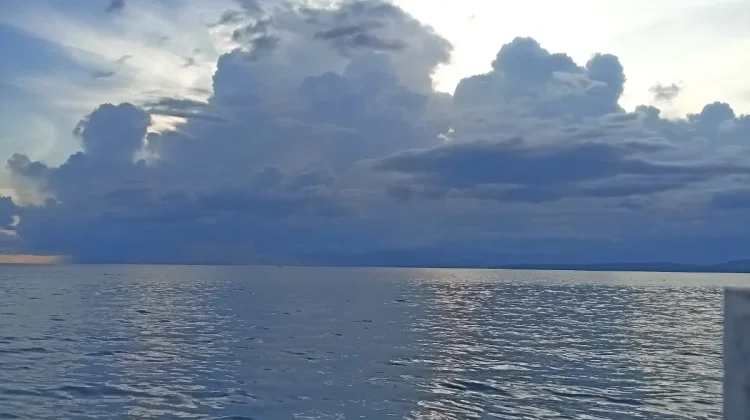 BMKG Rilis Cuaca Pelabuhan Biak, Serui dan Jayapura 16-17 April