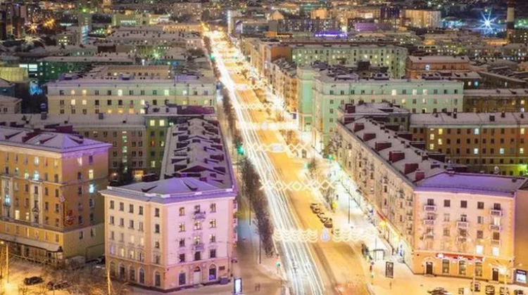 Kota murmansk terbesar di dunia