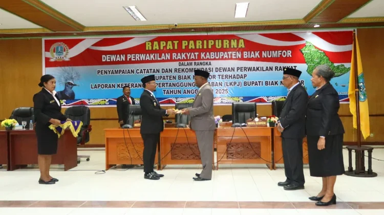 DPRK Biak Sampaikan Puluhan Rekomendasi Atas LKPJ Bupati