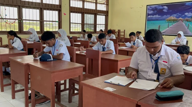 Sebanyak 254 Siswa SMPN 2 Biak Kota ikuti Ujian Sekolah Tahun Pelajaran 2025/2026