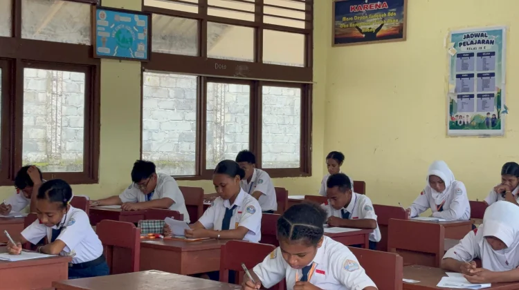 Sebanyak 254 Siswa SMPN 2 Biak Kota ikuti Ujian Sekolah Tahun Pelajaran 2025/2026