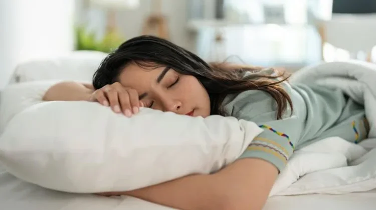 Manfaat Tidur Siang, Bikin Tubuh Lebih Segar dan Fokus