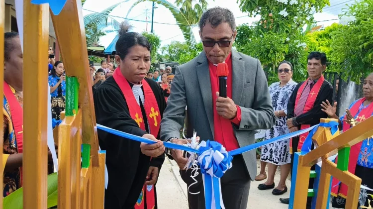 Peresmian Rumah Lonceng Gereja IS Kijne Samofa Biak