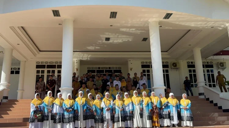 Pelepasan 47 Jamaah Haji Biak Numfor, Bupati Pastikan Dukungan Pemerintah Daerah