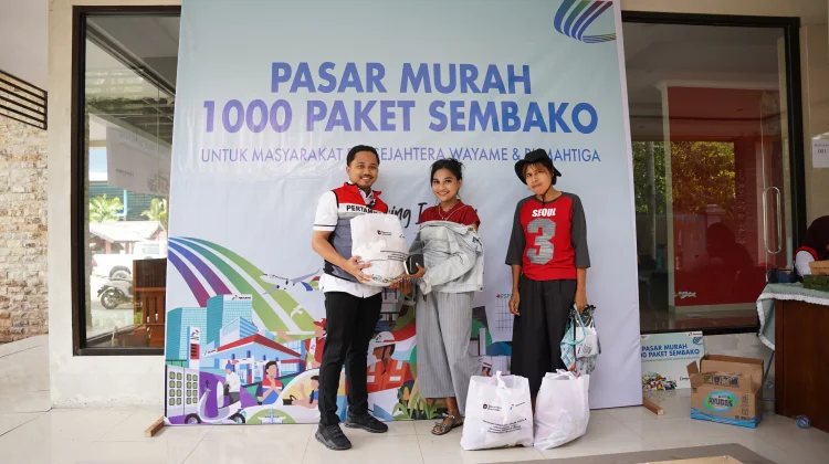 Pasar Murah digelar Pertamina Bagi 1000 Warga Prasejahtera di Wayame Ambon