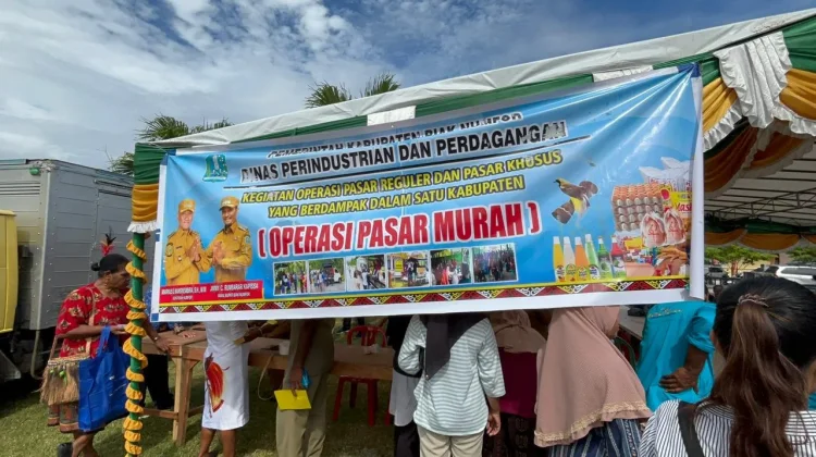 Momentum Hardiknas, Pemda Biak Numfor Gelar Pasar Murah