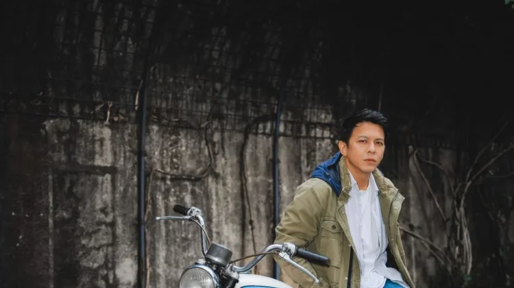 Ariel NOAH Rilis Lagu Ancika Liriknya Bikin Baper:   Soundtrack Film Dilan ITB