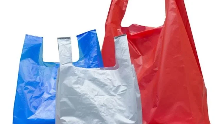 Tiga Jenis Kantong Sampah Berbahan Ramah Lingkungan yang Perlu diketahui