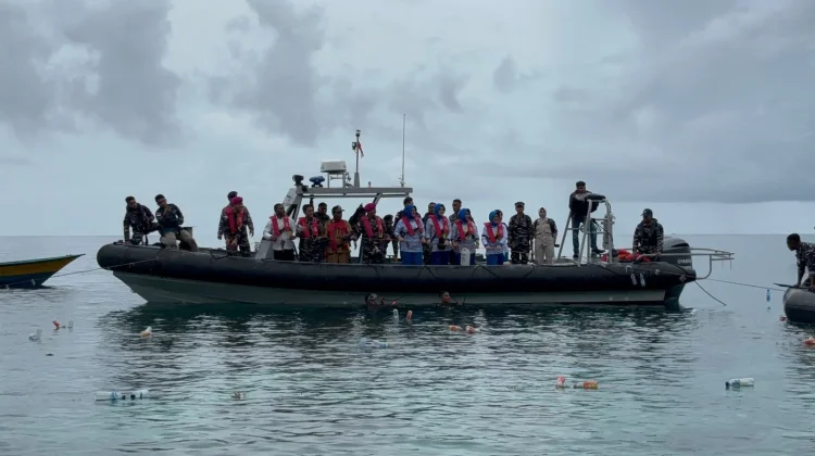 Kodaeral X Jayapura, Lakukan Penanaman Rumput Laut di Kampung  Samber-Binyeri