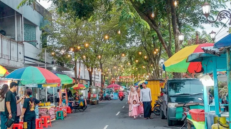 Versi TasteAtlas 2026, ini 10 Street Food Terbaik Indonesia