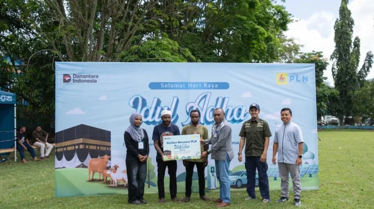 Tebar Keberkahan Iduladha 1447 H, PLN Salurkan 23 Hewan Kurban di Tanah Papua