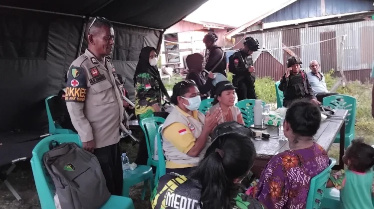 Dokkes Polres Biak Numfor Buka Posko Layanan Kesehatan Korban Terdampak Ledakan