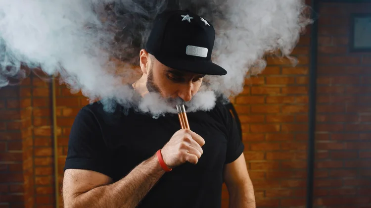 Vape: Gaya Hidup Modern atau Ancaman bagi Kesehatan?