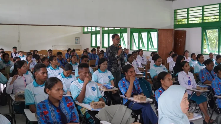 Cetak Agen Edukasi JKN, BPJS Kesehatan Sambangi Mahasiswa Poltekkes Biak