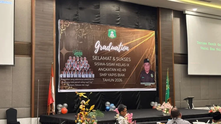 Tiga Puluh Lima Siswa SMP Yapis Biak Angkatan ke-49 Ikuti Graduation Tahun 2026