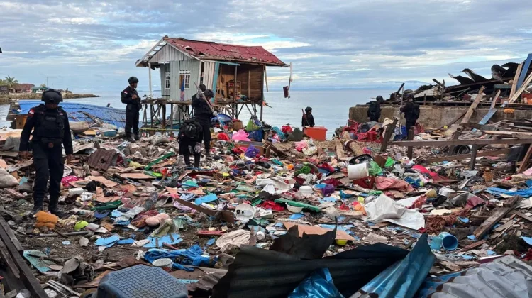 Bahan Peledak Peninggalan PD II di Biak,dimusnahkan Tim Jibom Gegana Polda Papua