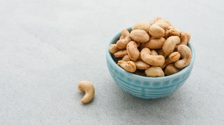 Tak Hanya Enak, Ini 5 Alasan Kacang Mete Baik untuk Camilan Sehari-hari