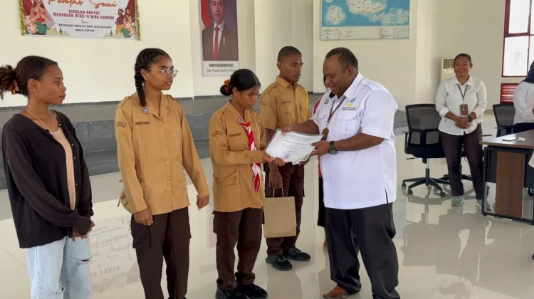 Kedisiplinan dan Dukungan, Kunci Siswa Sekolah Rakyat Biak Numfor Raih Prestasi