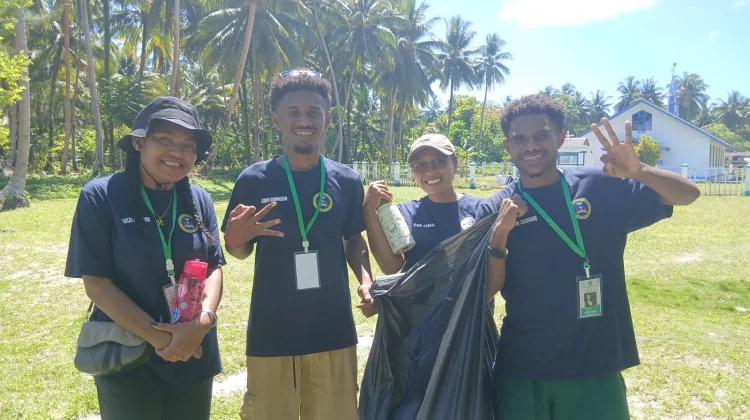 Trash Hero Biak, Libatkan Mahasiswa STT I.S Kijne, di Aksi ke 191 Sasar Pulau Pai