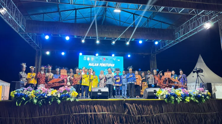 Sukses Tampilkan Pesona Alam dan Budaya, FBMW 2026 Resmi Ditutup Kepala BKN RI