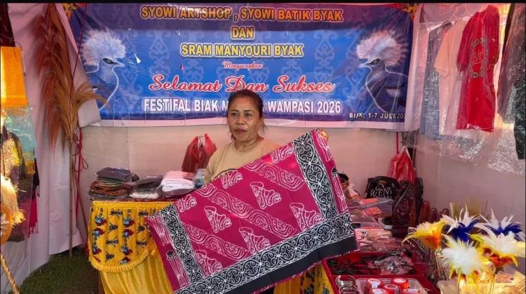 Batik Khas Biak Ditengah Kemeriahan FBMW 2026