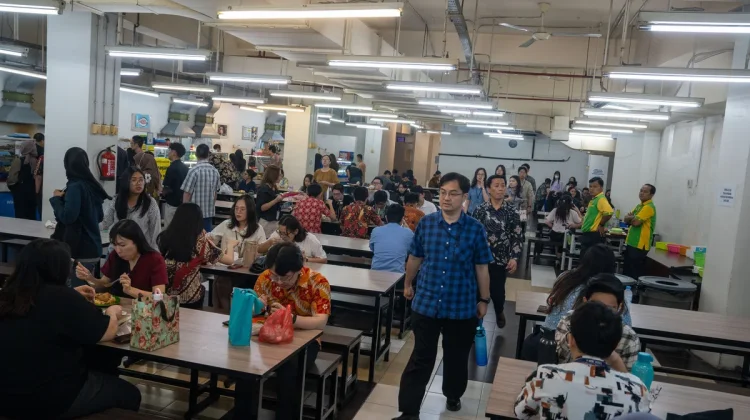 Beli Makanan di Kantin Sudahkah Memperhatikan Keamanannya