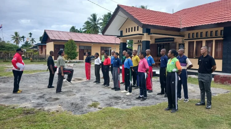 Dua Siswi SMAN 1 Biak Lolos Paskibraka Provinsi Papua 2026